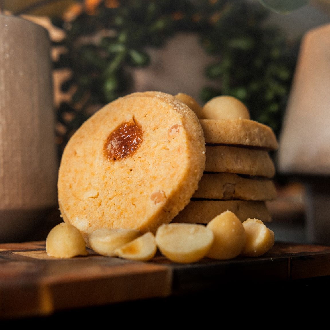 Macadamia & Apricot